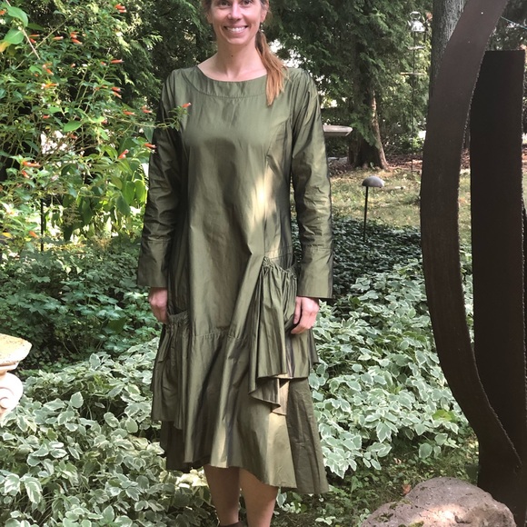 Matthildur/Elm Design dress and caplet - Picture 3 of 12